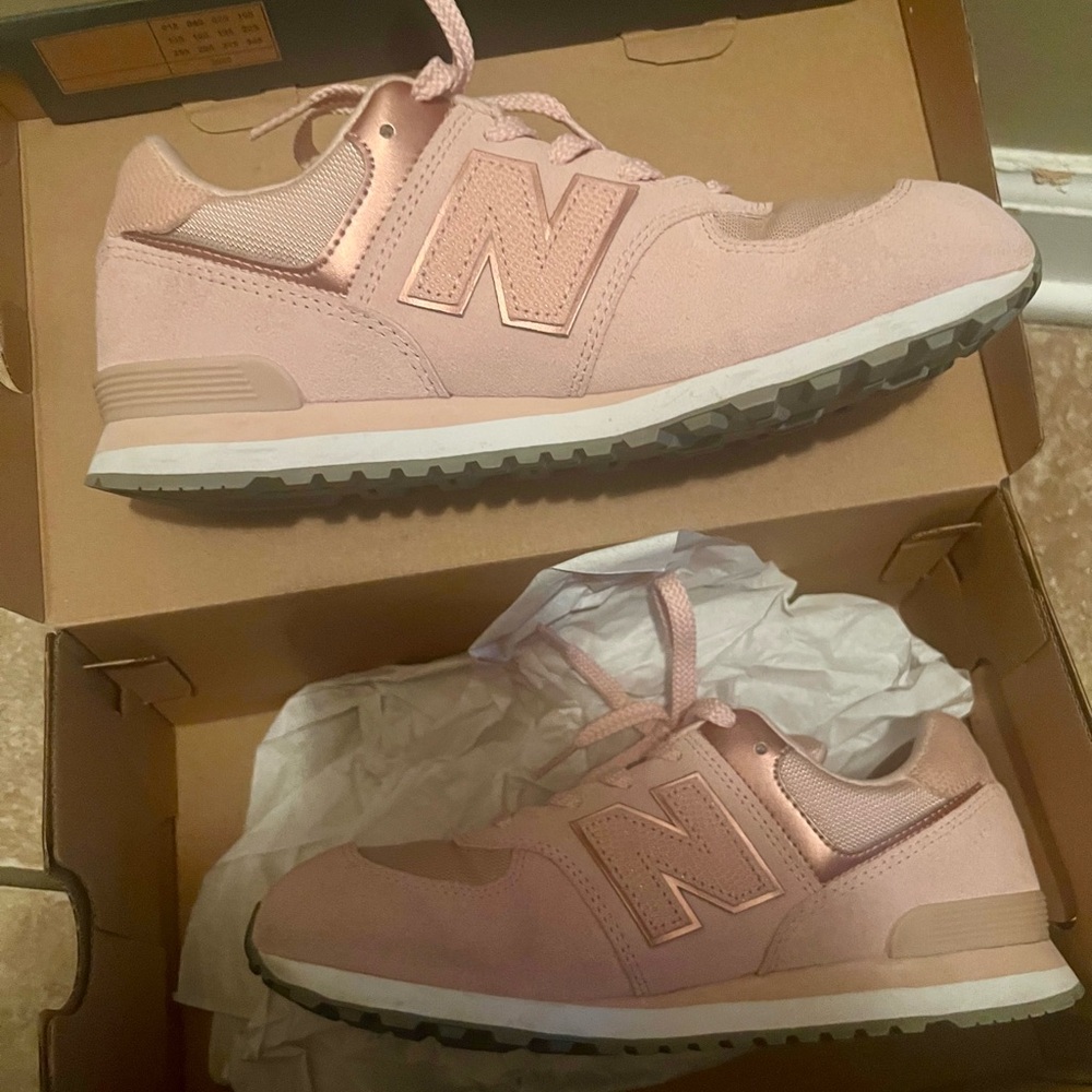 New Bala Rose Gold color